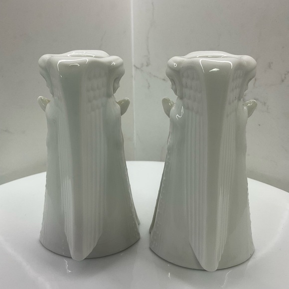 CCCC Japan Vintage Praying ANGELS White Porcelain Pair Candlestick Holders 4.25" - Picture 2 of 8